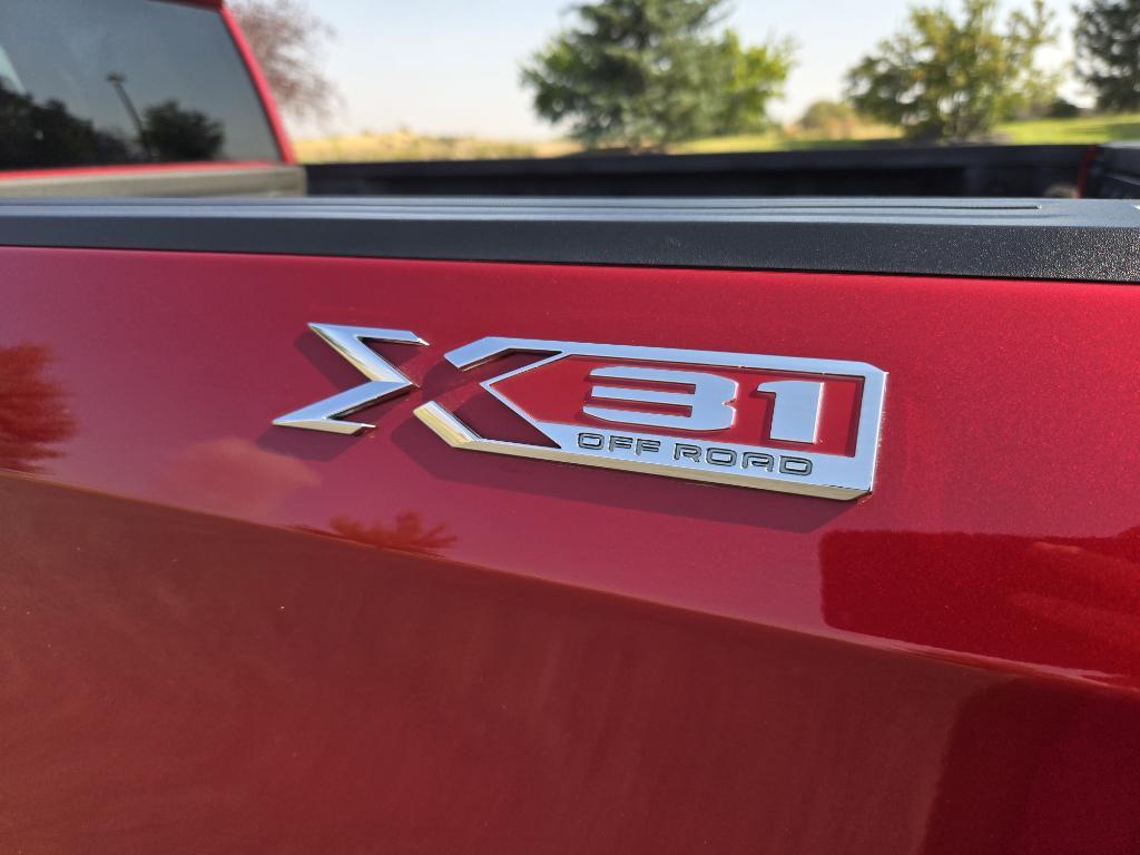 used 2022 GMC Sierra 1500 car, priced at $36,995