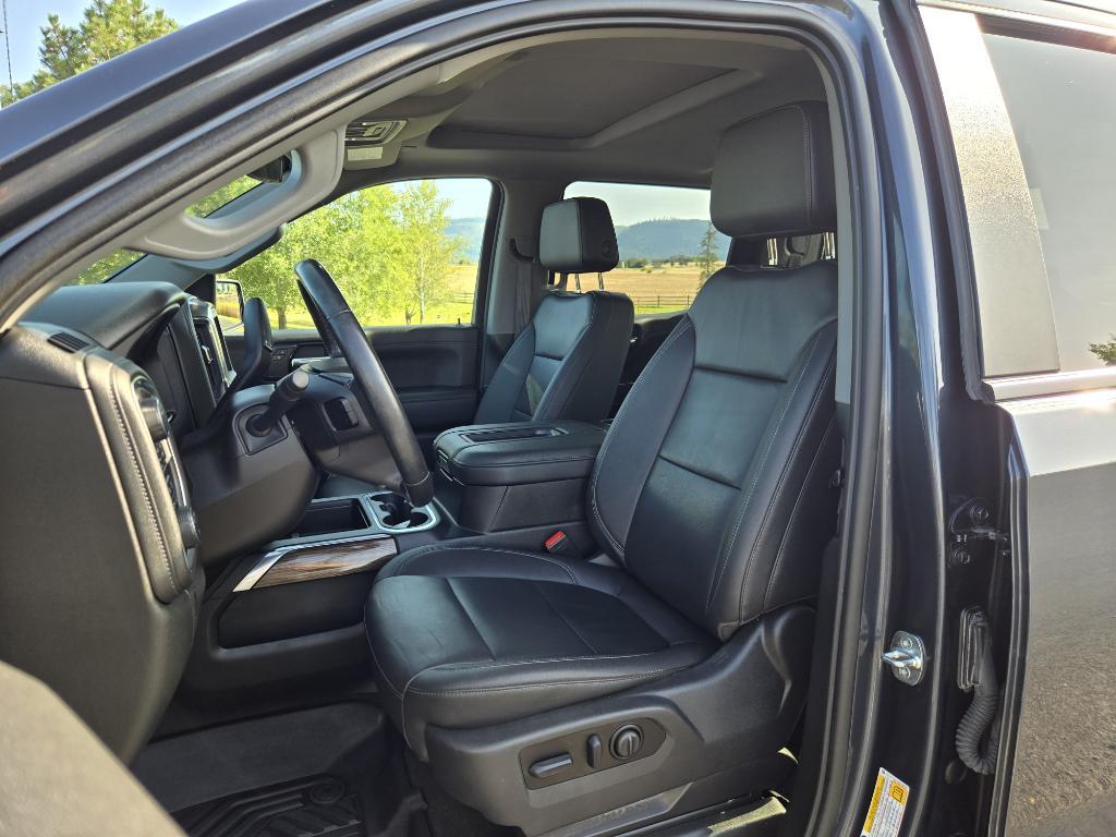 used 2022 Chevrolet Silverado 1500 car, priced at $46,995