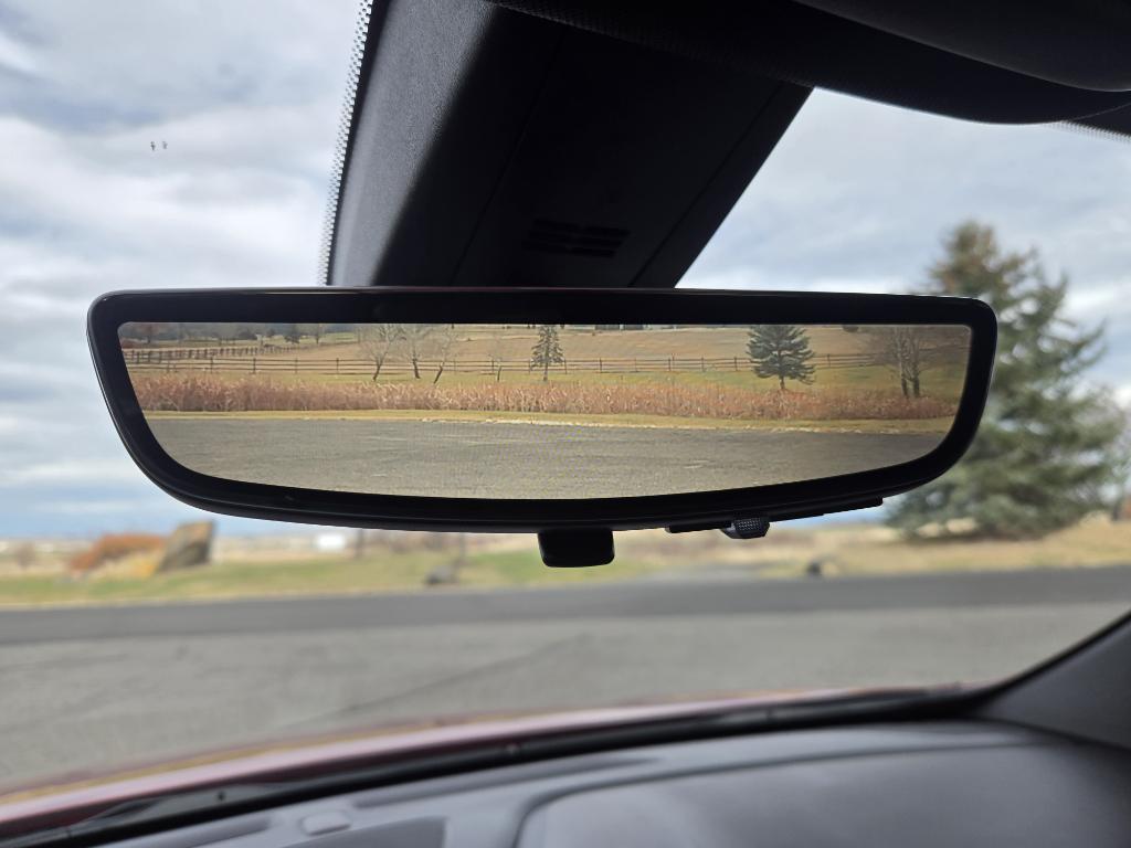 used 2023 Chevrolet Traverse car, priced at $38,495