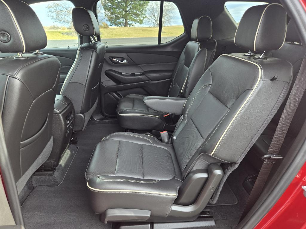 used 2023 Chevrolet Traverse car, priced at $38,495