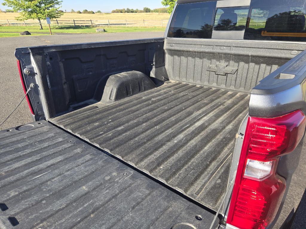 used 2022 Chevrolet Silverado 1500 car, priced at $30,995