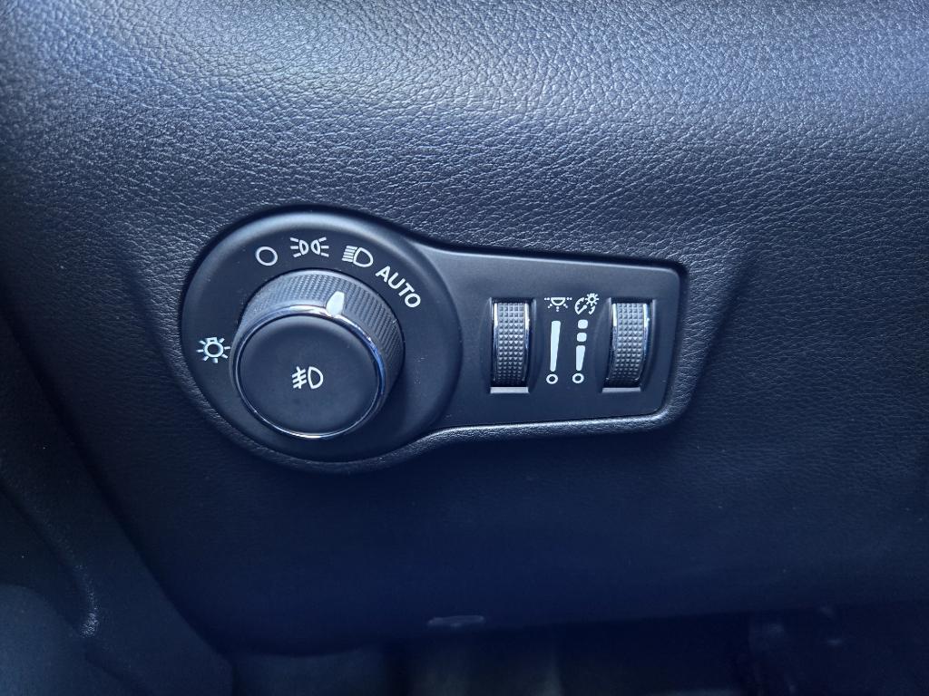 used 2022 Jeep Compass car, priced at $22,995