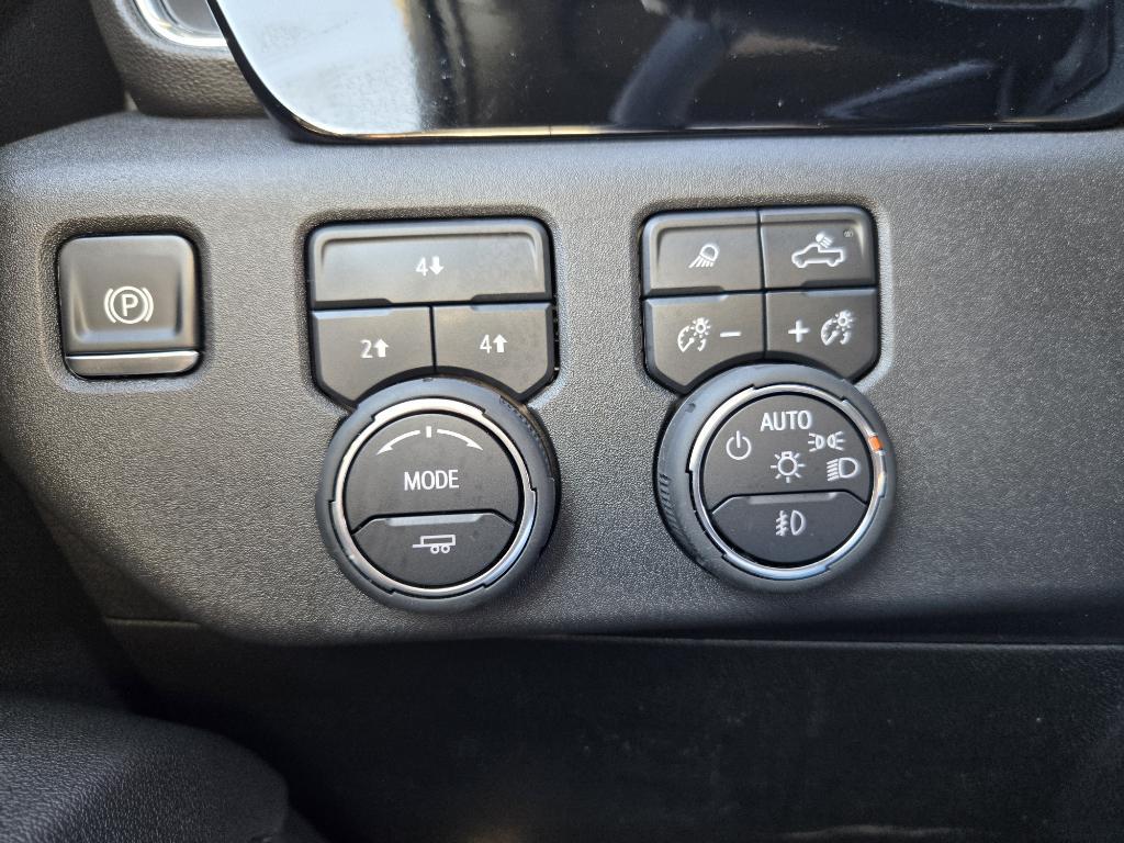 new 2025 Chevrolet Silverado 3500 car, priced at $73,665