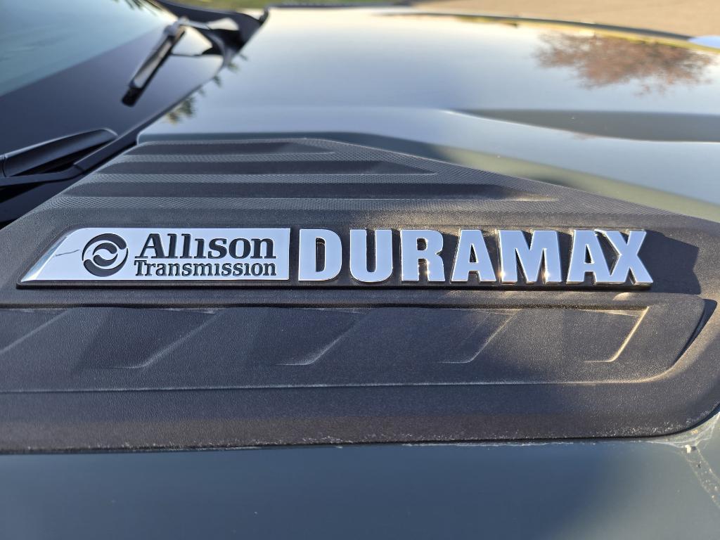 new 2025 Chevrolet Silverado 3500 car, priced at $73,665