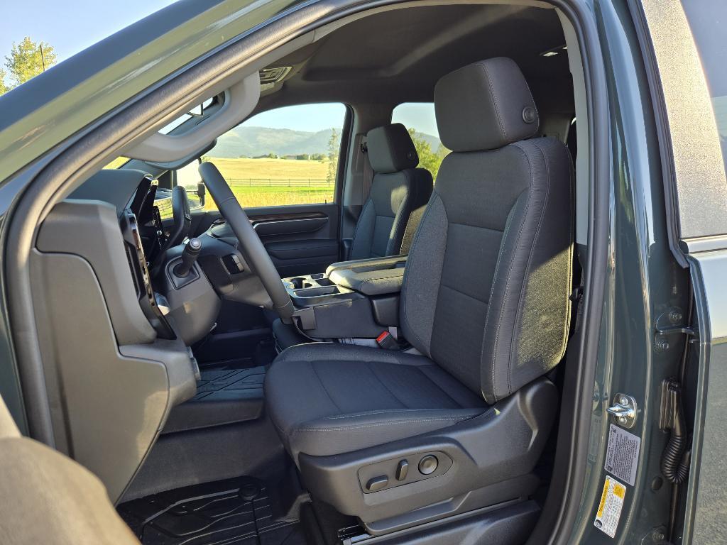 new 2025 Chevrolet Silverado 3500 car, priced at $73,665