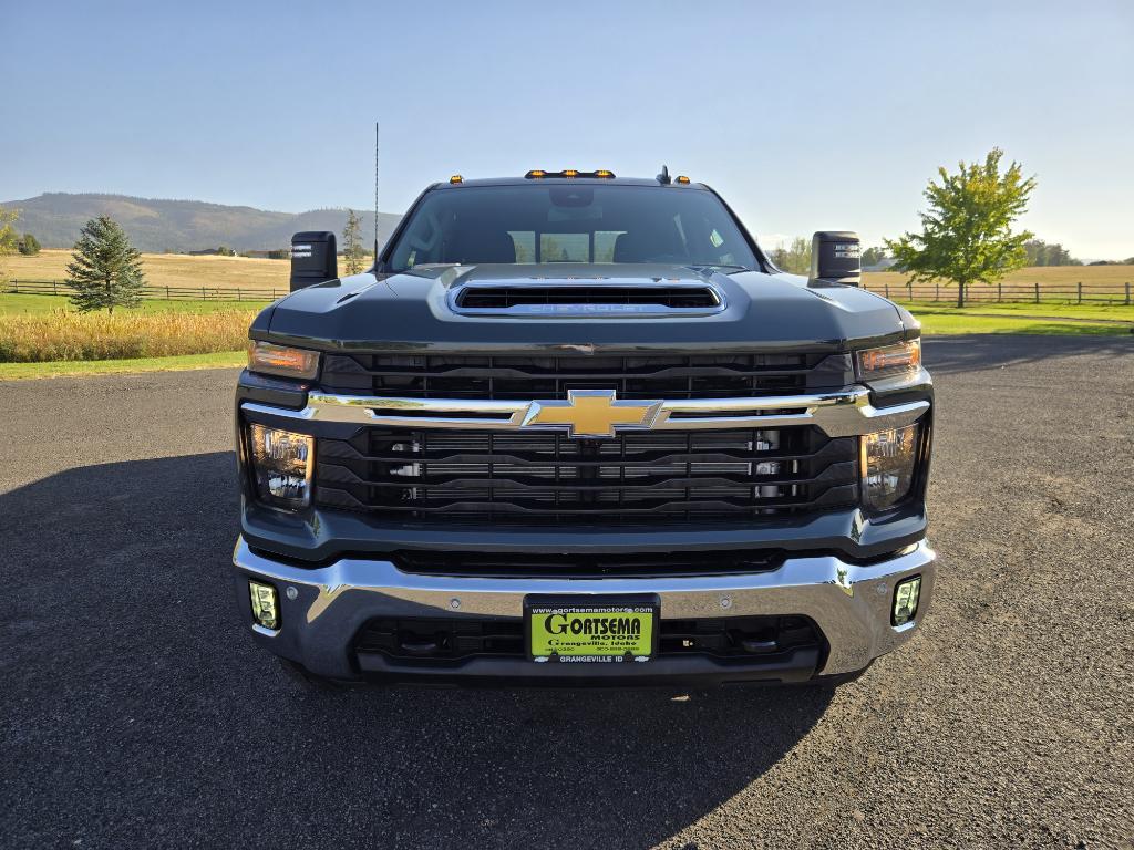 new 2025 Chevrolet Silverado 3500 car, priced at $73,665