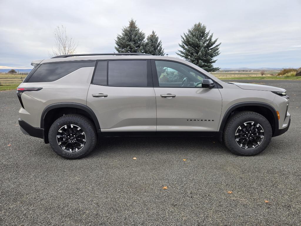 new 2026 Chevrolet Traverse car, priced at $53,915