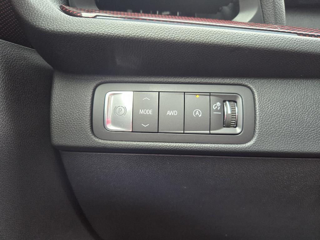 new 2026 Chevrolet Traverse car, priced at $53,915