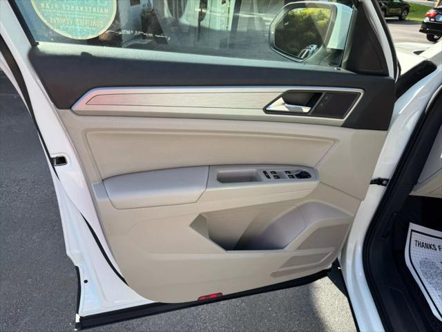 used 2020 Volkswagen Atlas car, priced at $16,004