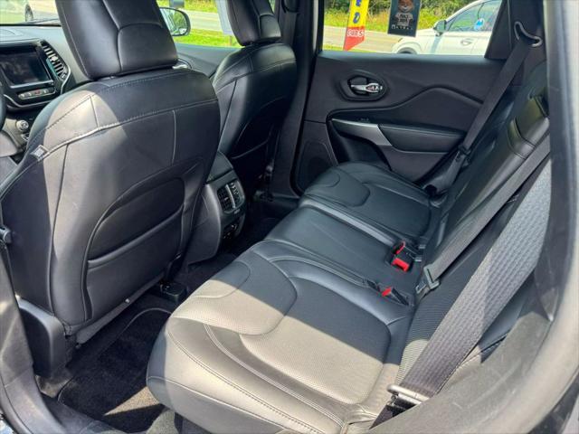 used 2019 Jeep Cherokee car, priced at $17,823