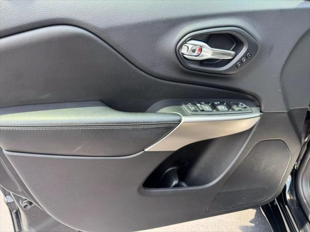 used 2019 Jeep Cherokee car, priced at $17,823
