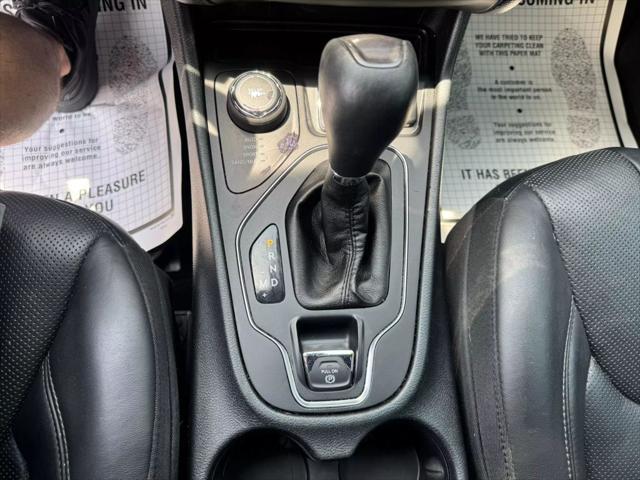 used 2019 Jeep Cherokee car, priced at $17,823