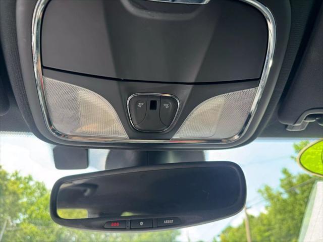 used 2019 Jeep Cherokee car, priced at $17,823