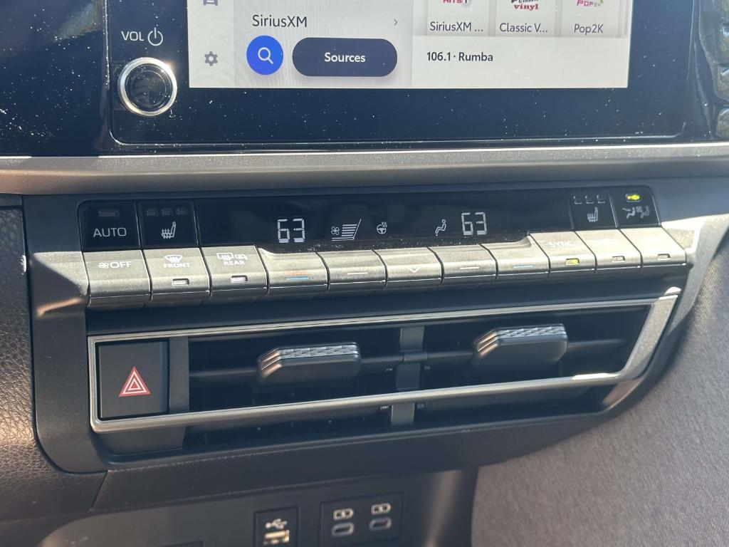 used 2025 Toyota Camry car, priced at $28,999