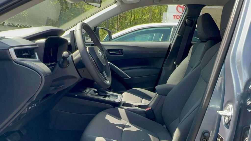 new 2025 Toyota Corolla Cross car, priced at $31,389