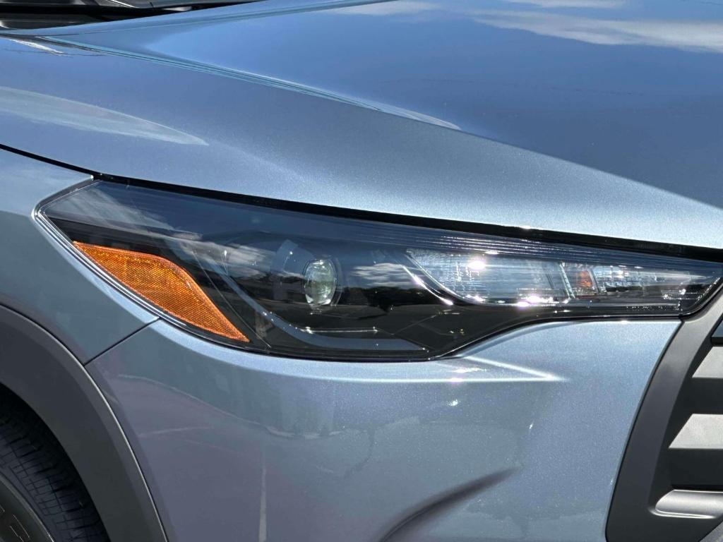 new 2025 Toyota Corolla Cross car, priced at $31,389