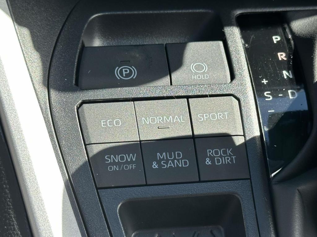 new 2025 Toyota RAV4 car, priced at $35,152