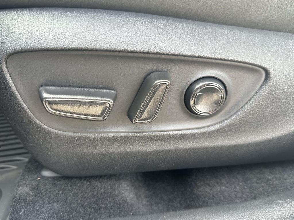 new 2025 Toyota RAV4 car, priced at $37,999