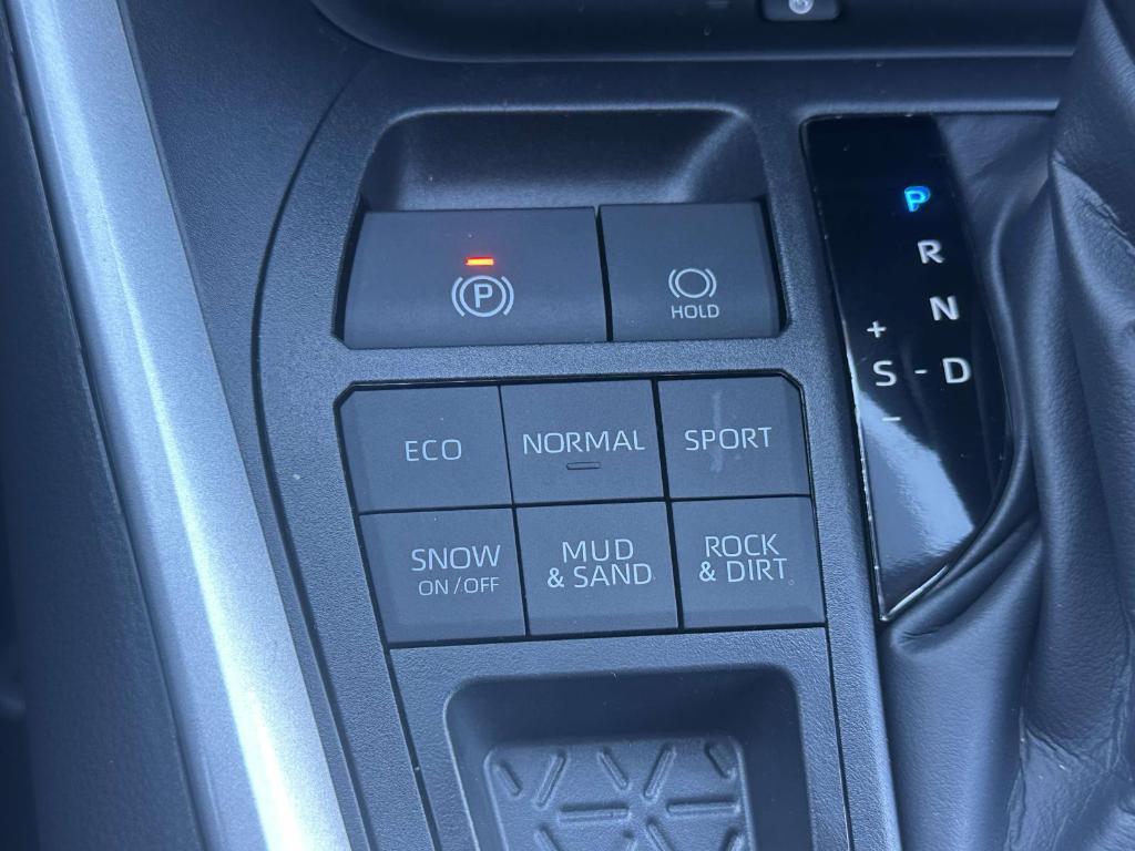 new 2025 Toyota RAV4 car, priced at $39,071