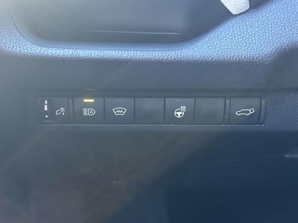 new 2025 Toyota RAV4 car, priced at $39,071