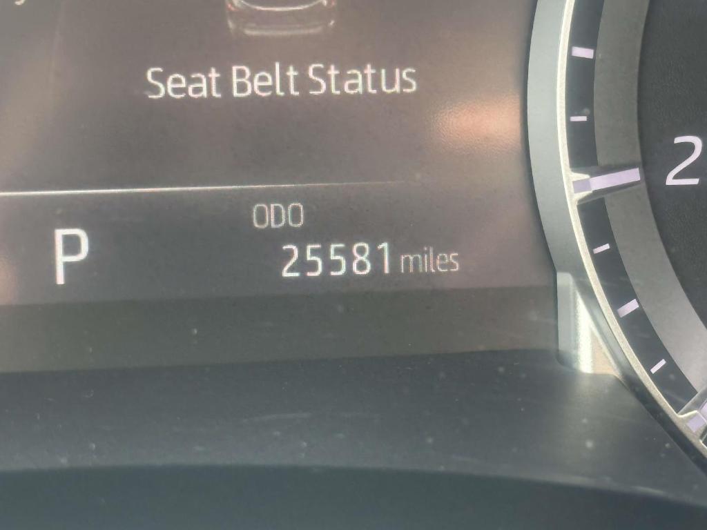 used 2022 Toyota Highlander car, priced at $36,999