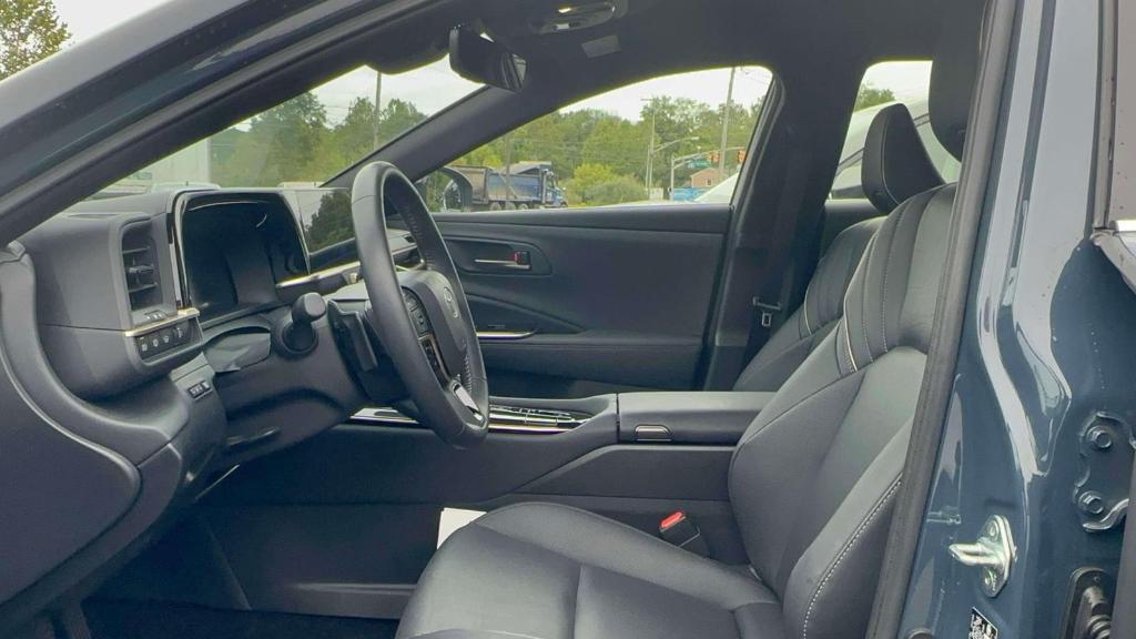 used 2025 Toyota Crown Signia car, priced at $38,999