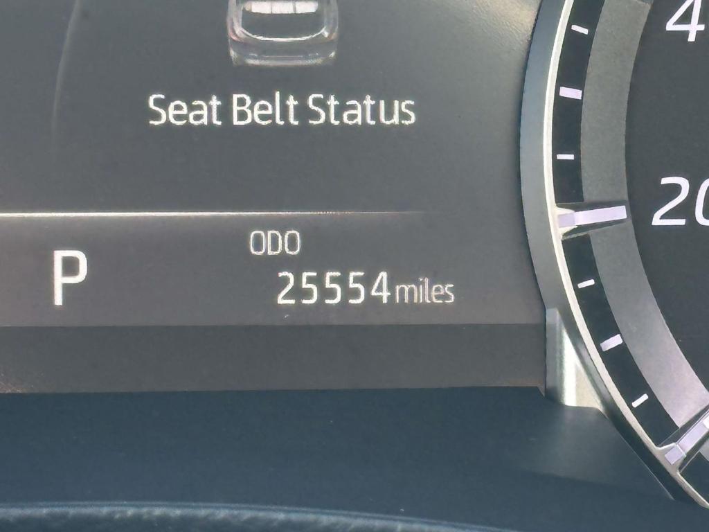 used 2023 Toyota Highlander car, priced at $40,499