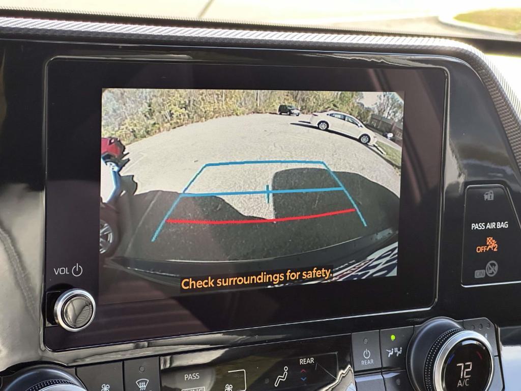 used 2023 Toyota Highlander car, priced at $40,499