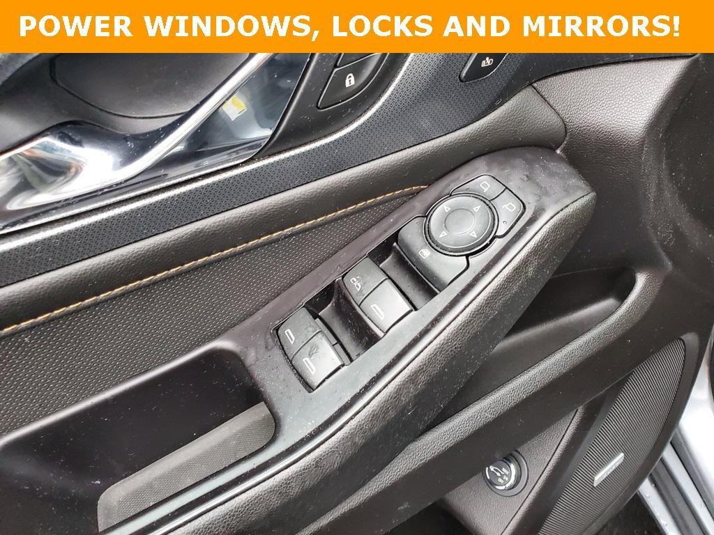 used 2019 Chevrolet Traverse car, priced at $21,887