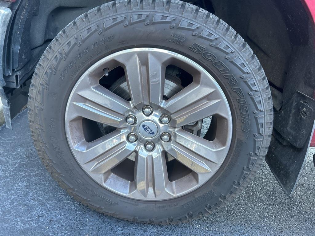 used 2020 Ford F-150 car, priced at $19,899
