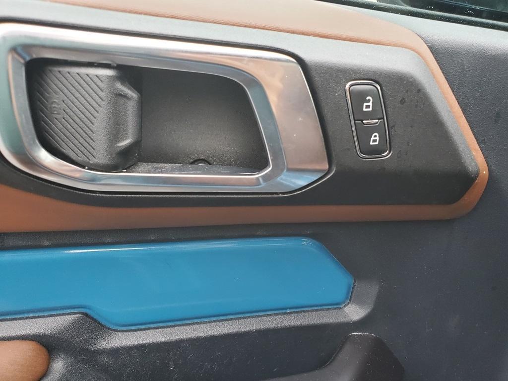 used 2024 Ford Bronco car, priced at $59,995