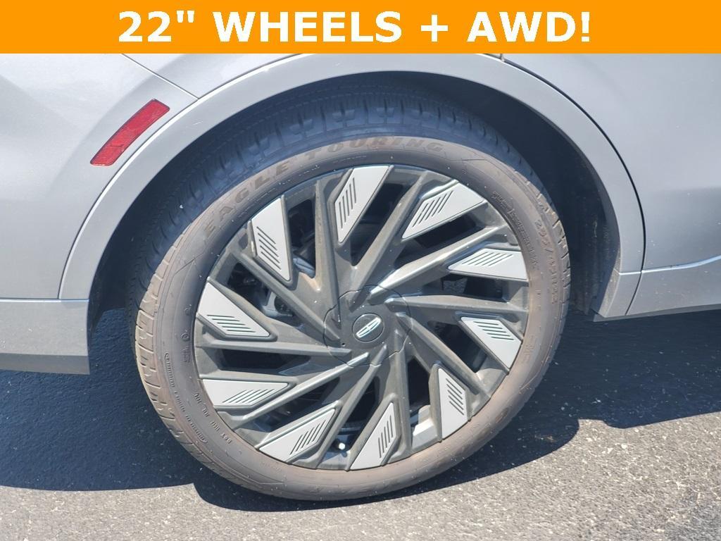 used 2024 Lincoln Nautilus car, priced at $55,409