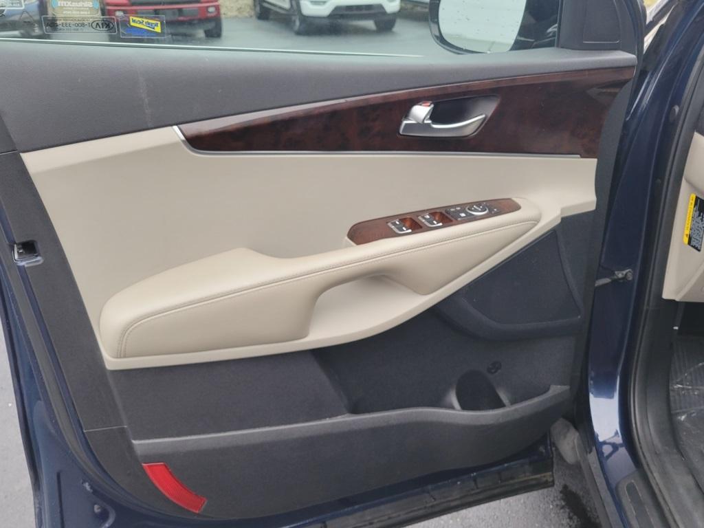 used 2017 Kia Sorento car, priced at $13,999