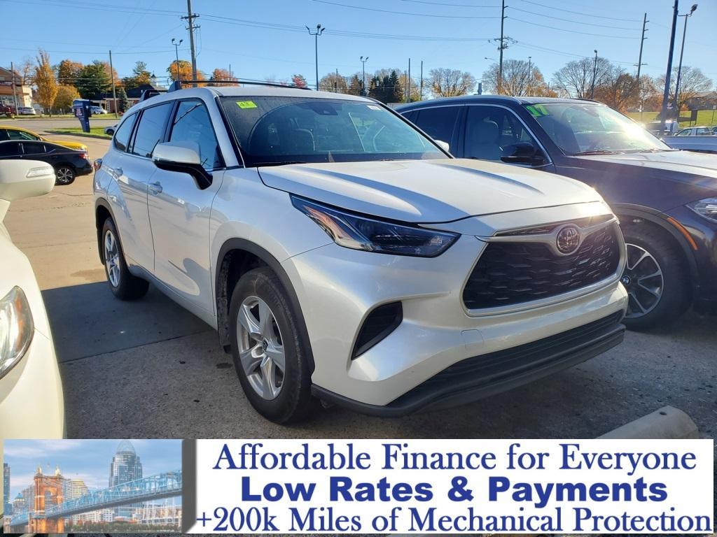 used 2023 Toyota Highlander car, priced at $32,999