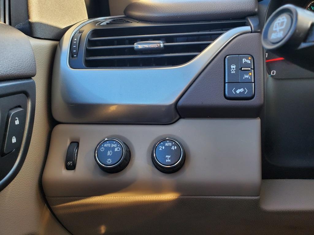 used 2016 Chevrolet Suburban car, priced at $22,995