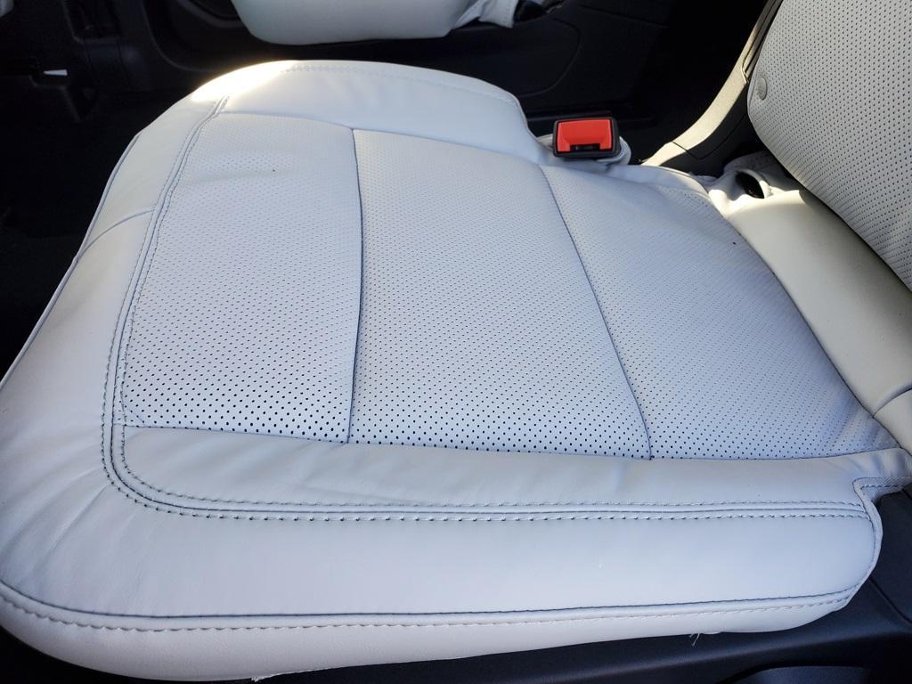 new 2025 Ford Explorer car, priced at $55,401