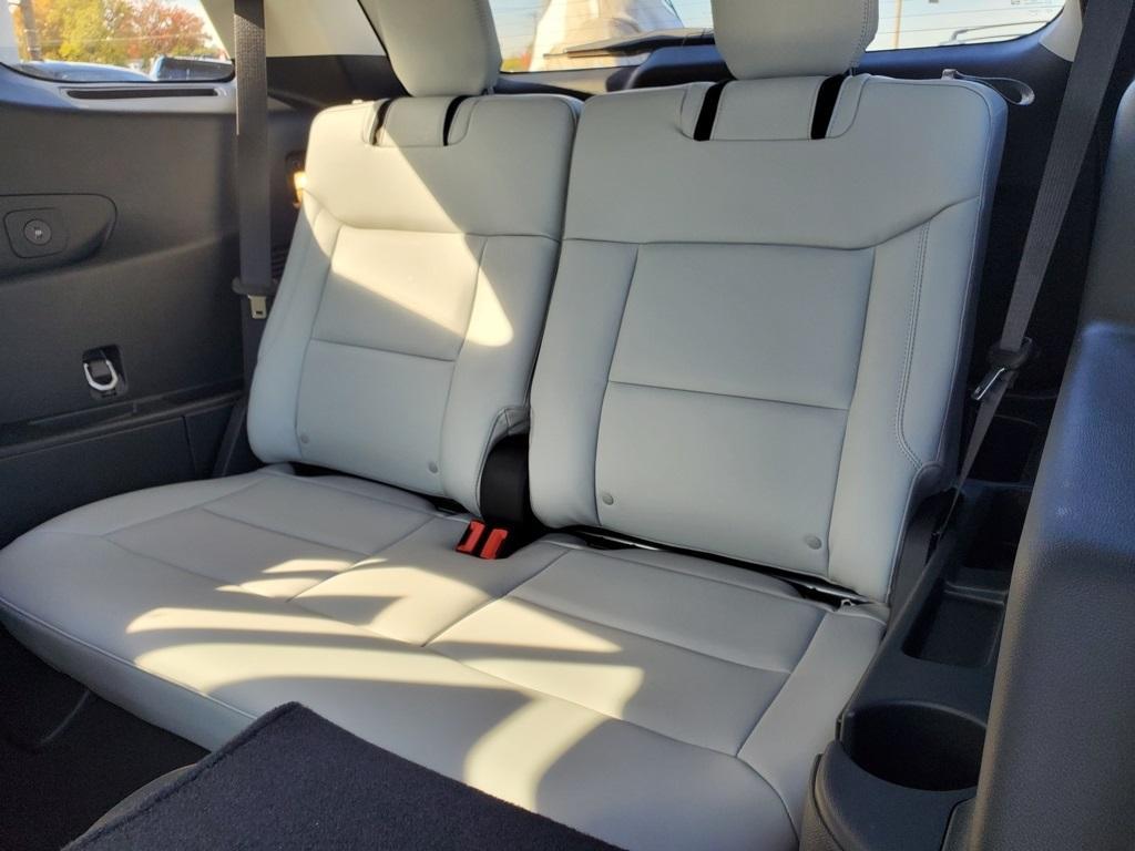 new 2025 Ford Explorer car, priced at $55,401