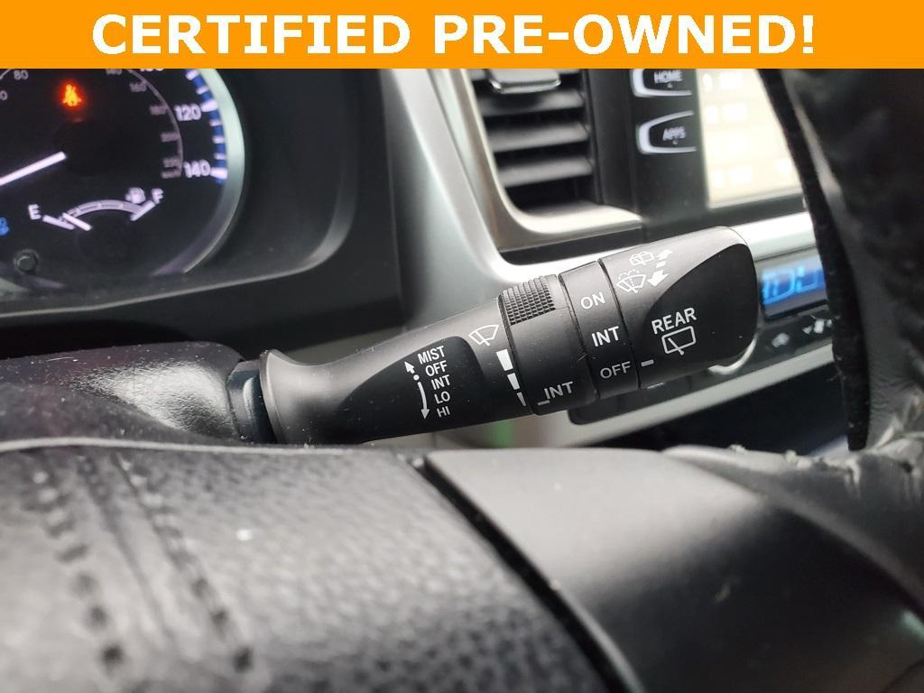 used 2019 Toyota Highlander car, priced at $21,980