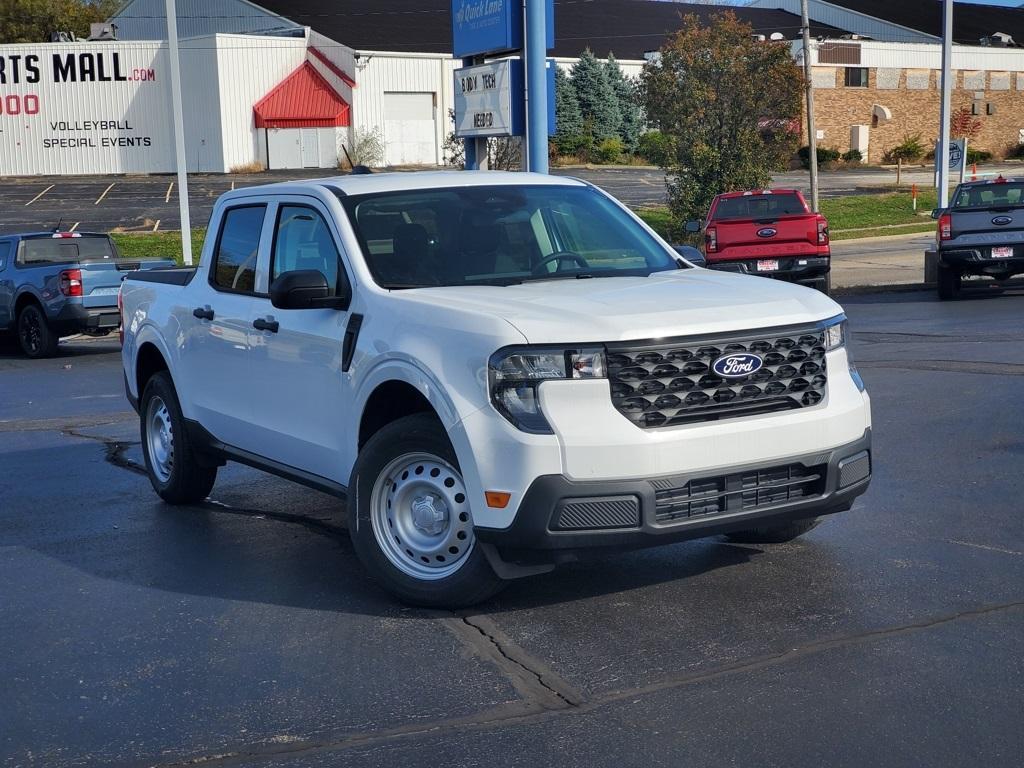 new 2025 Ford Maverick car, priced at $28,235