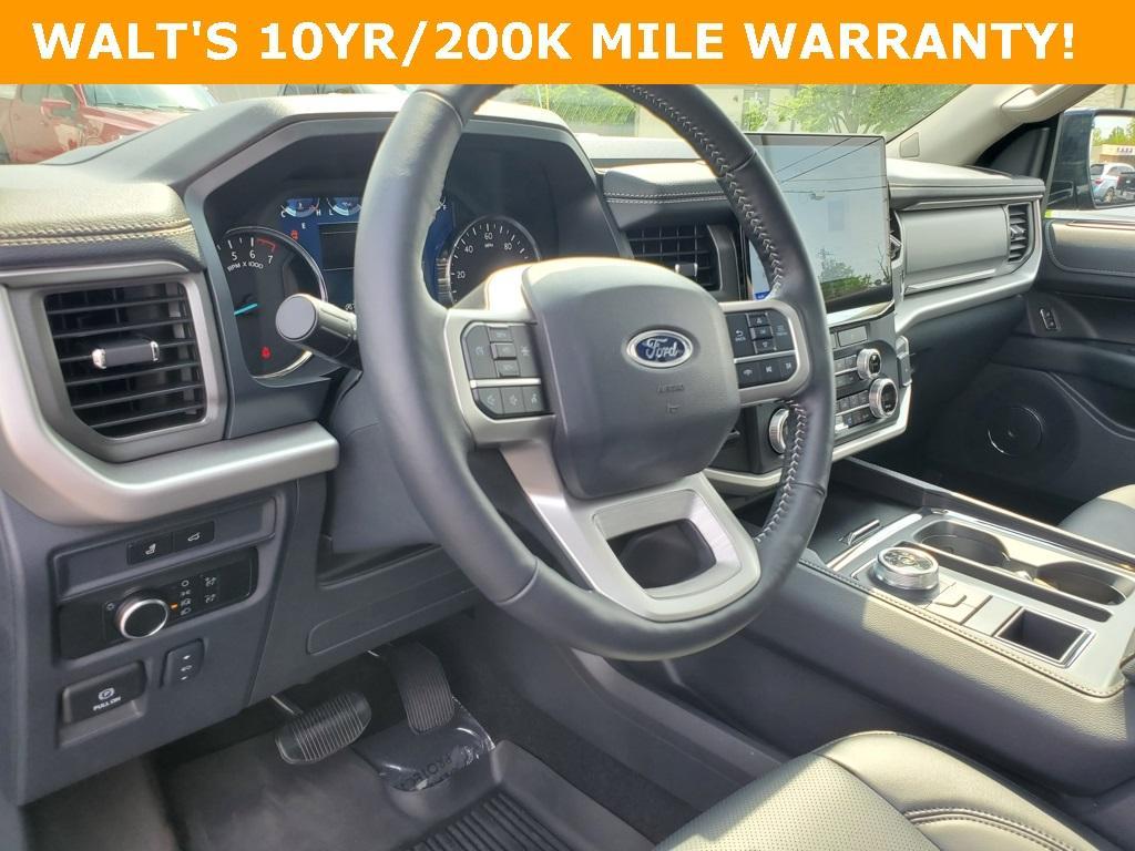 used 2024 Ford Expedition car, priced at $53,844