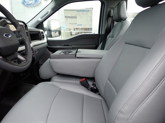 new 2025 Ford F-250 car, priced at $52,950