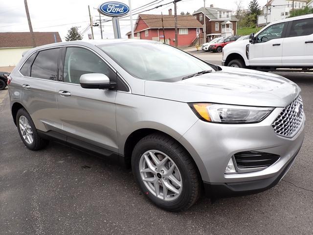 new 2024 Ford Edge car, priced at $43,020