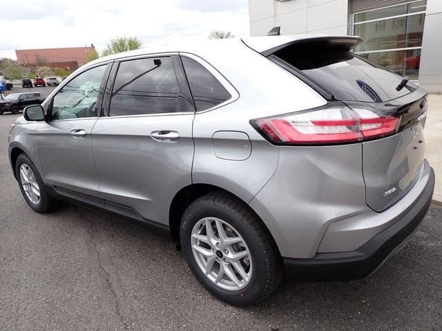 new 2024 Ford Edge car, priced at $43,020