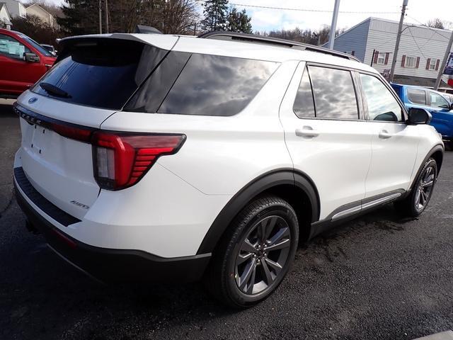 new 2025 Ford Explorer car, priced at $49,160