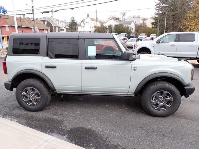 new 2024 Ford Bronco car, priced at $48,050