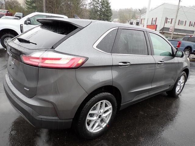 new 2024 Ford Edge car, priced at $43,020