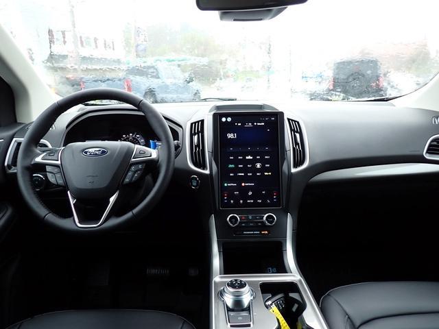 new 2024 Ford Edge car, priced at $43,020