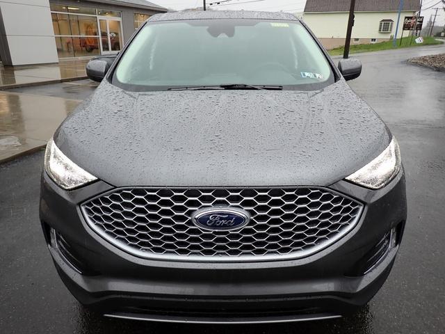 new 2024 Ford Edge car, priced at $43,020