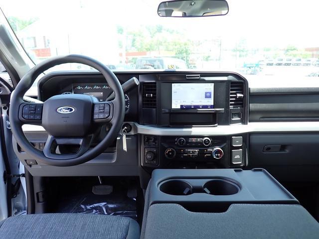 new 2025 Ford F-350 car, priced at $59,380