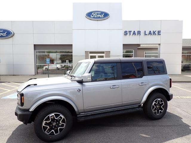 new 2024 Ford Bronco car, priced at $54,820